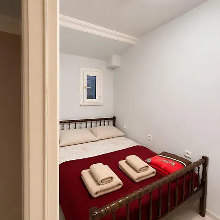 Villa Pink House By The Seashore 2 Bedroom Fiber Internet *