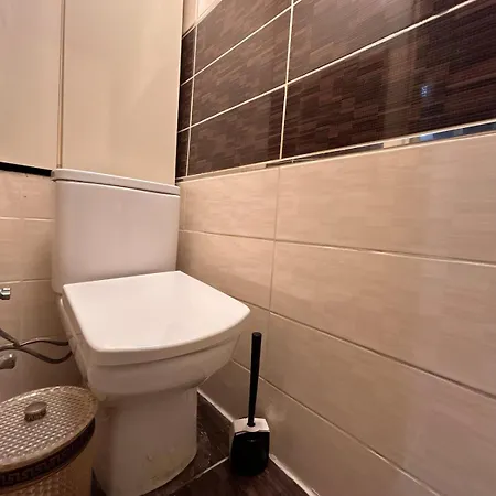 Villa Pink House By The Seashore 2 Bedroom Fiber Internet *